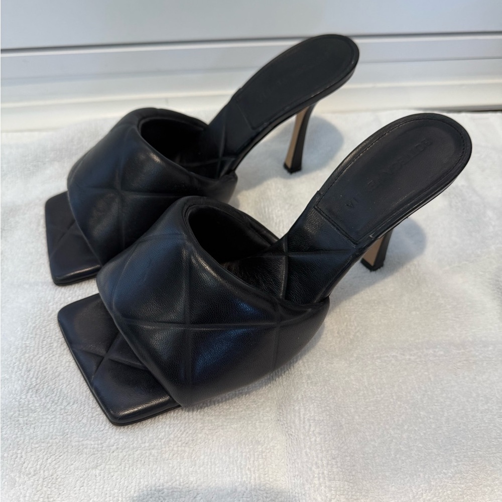 Bottega Veneta Quilted leather mules